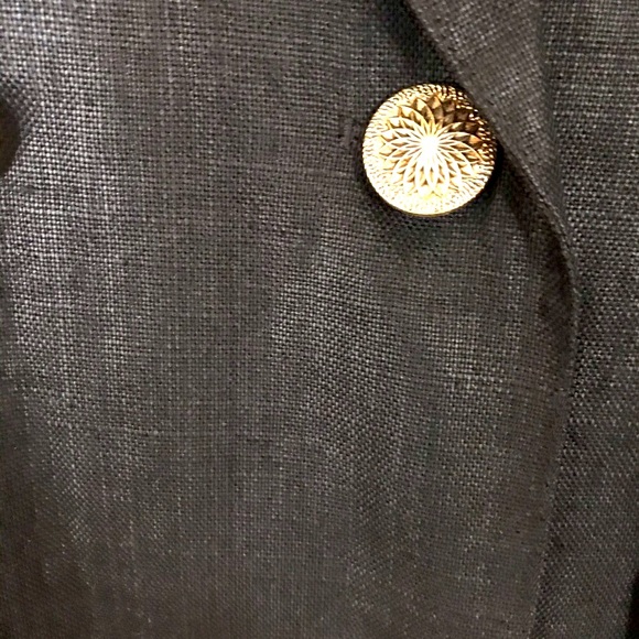 Linen black blazer with gold sleeve details - Picture 3 of 7